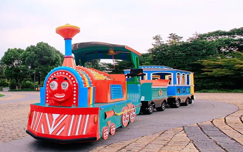 24 seat sightseeing train (red  blue)